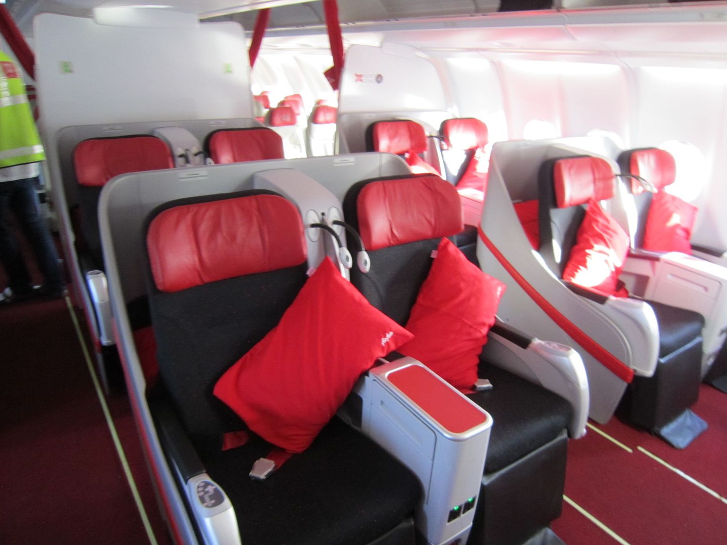 cabin size air asia